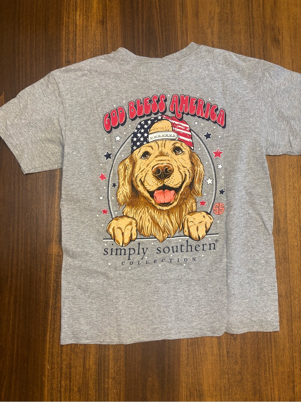 Simply Southern youth medium Gray Patriotic Golden Retriever Dog Tee